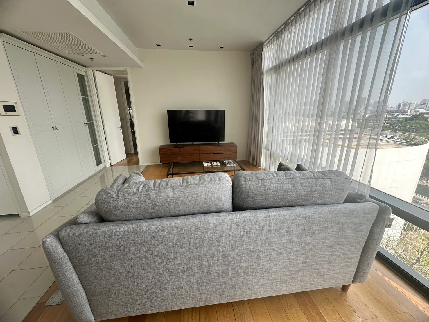 Circle Living Prototype — photo 2