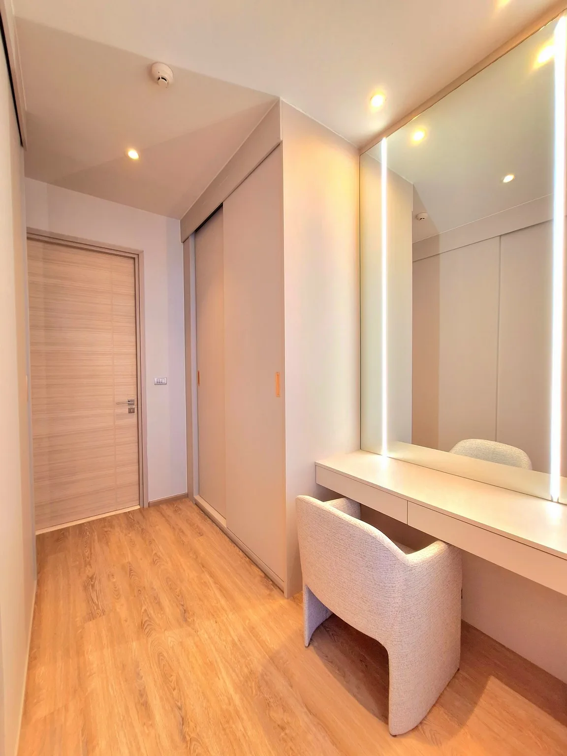 Bearing Residence — photo 14