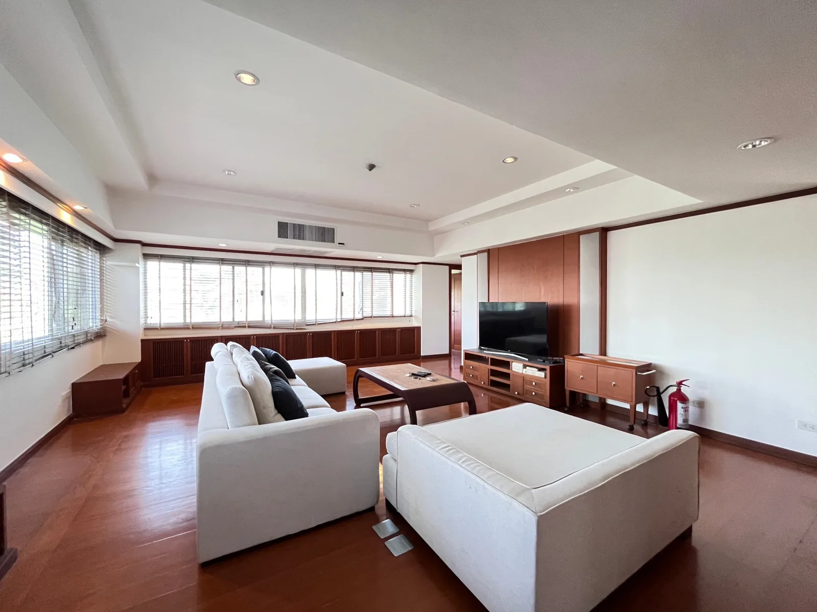 Sukhumvit House — photo 3