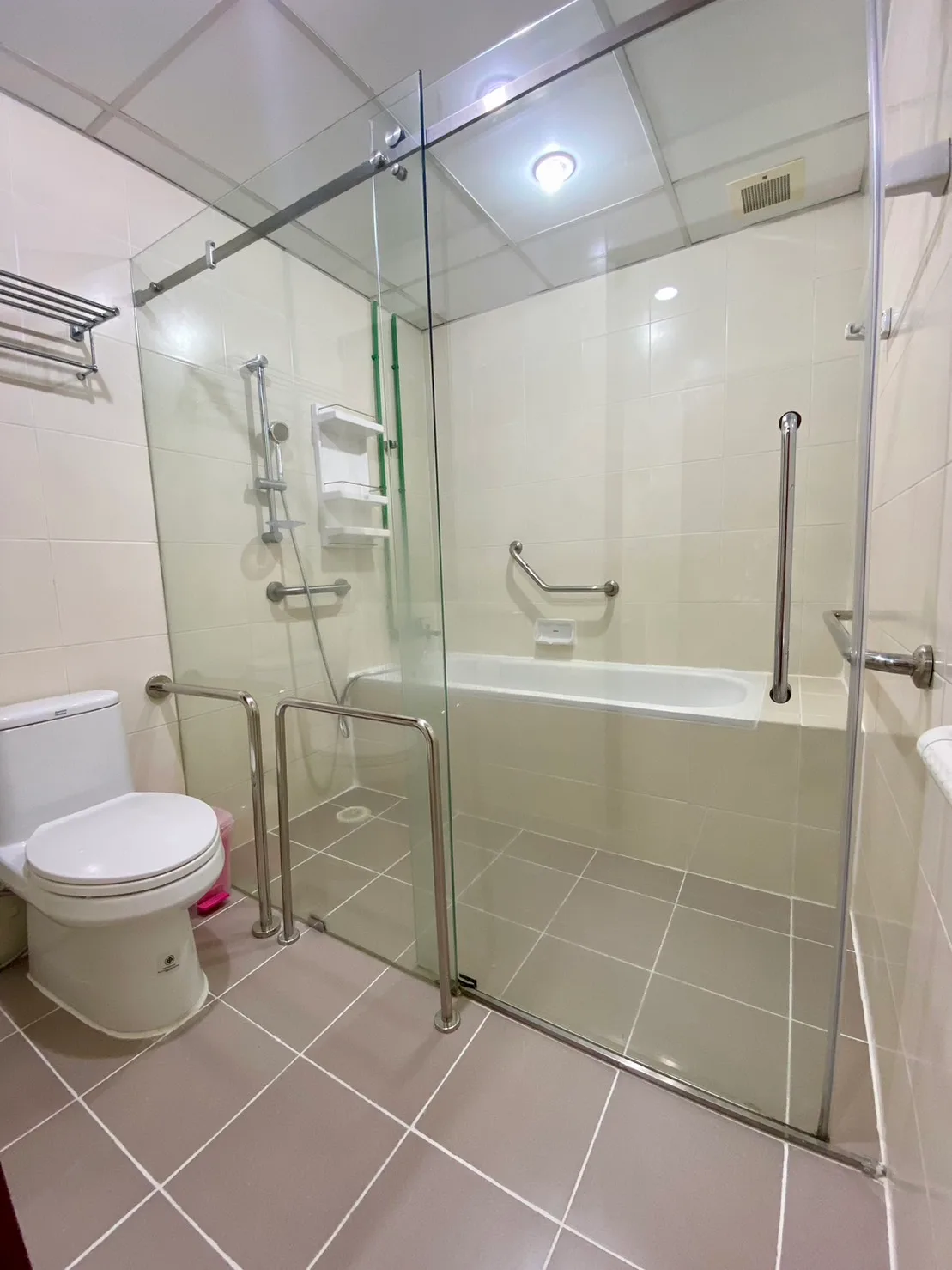 Aree Place Sukhumvit 26 — photo 9