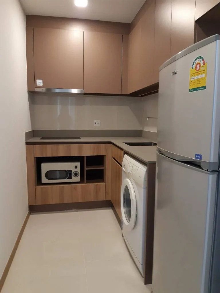 Taka Haus Ekamai 12 — photo 11