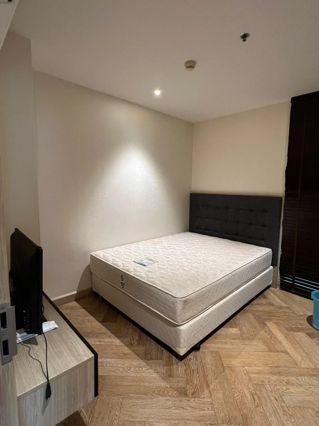 Sky Walk Condominium — photo 7