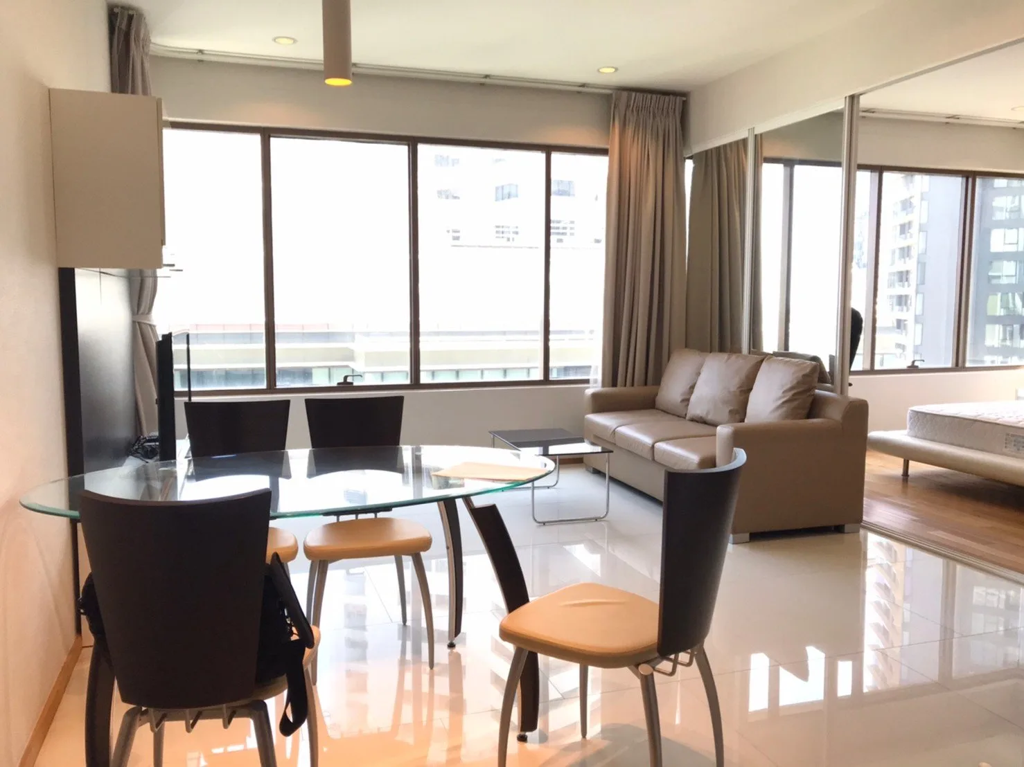 The Emporio Place — photo 4