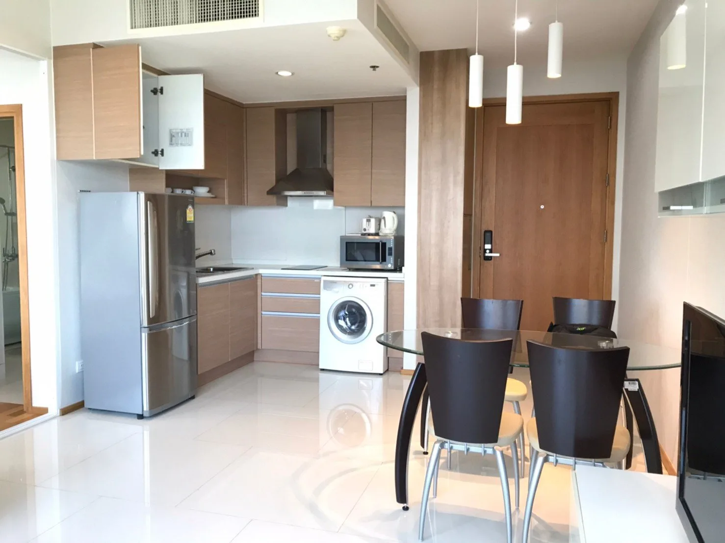 The Emporio Place — photo 5
