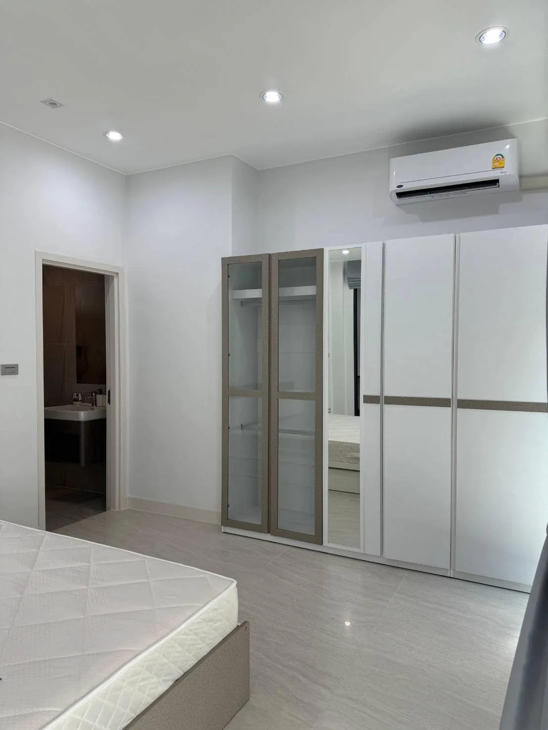 Baan Klang Muang Sukhumvit 77 — photo 10