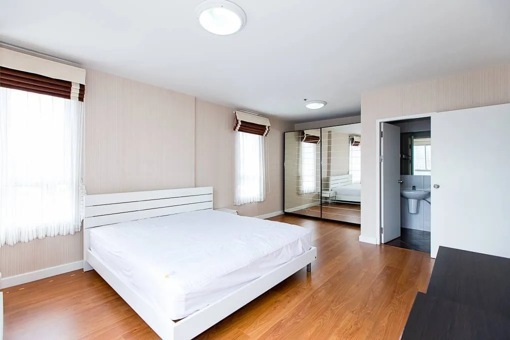 Condo One X Sukhumvit 26 — photo 6