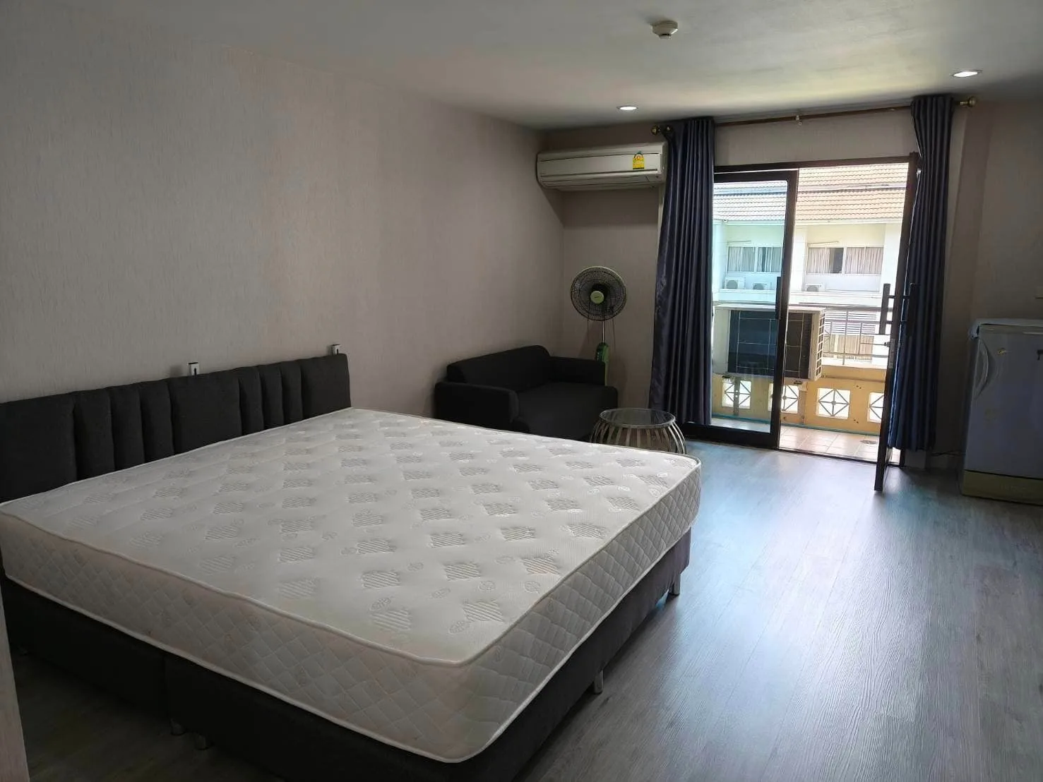 Silom Terrace — photo 3