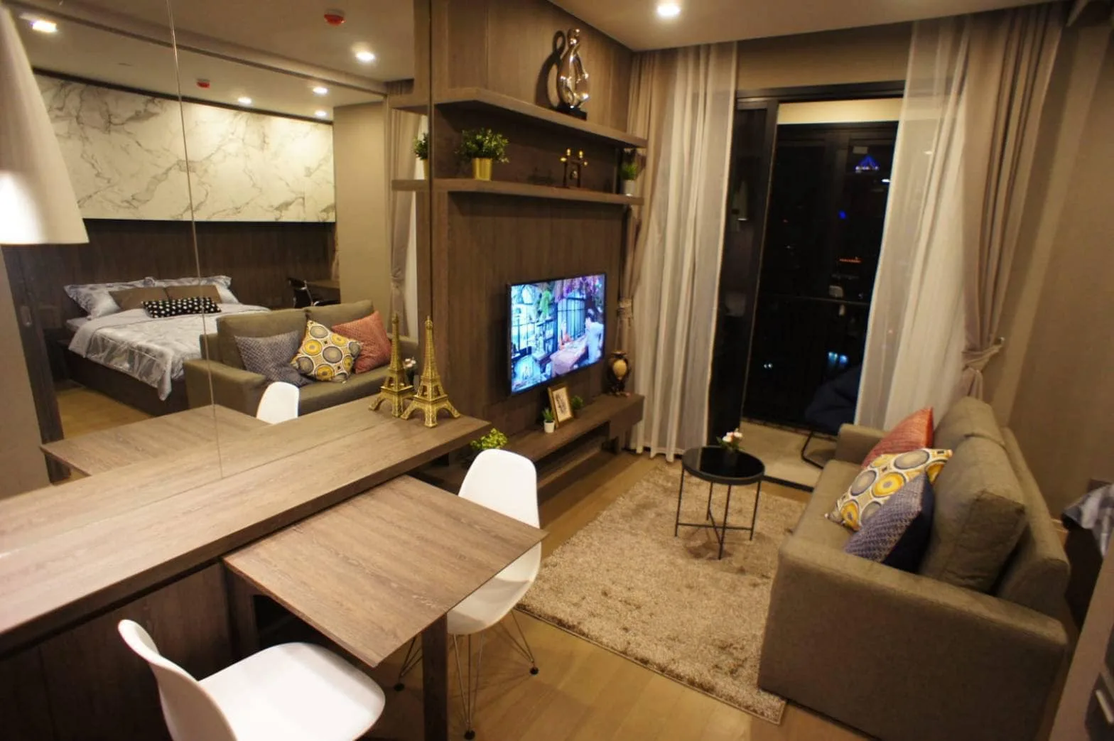 Ashton Asoke — photo 3
