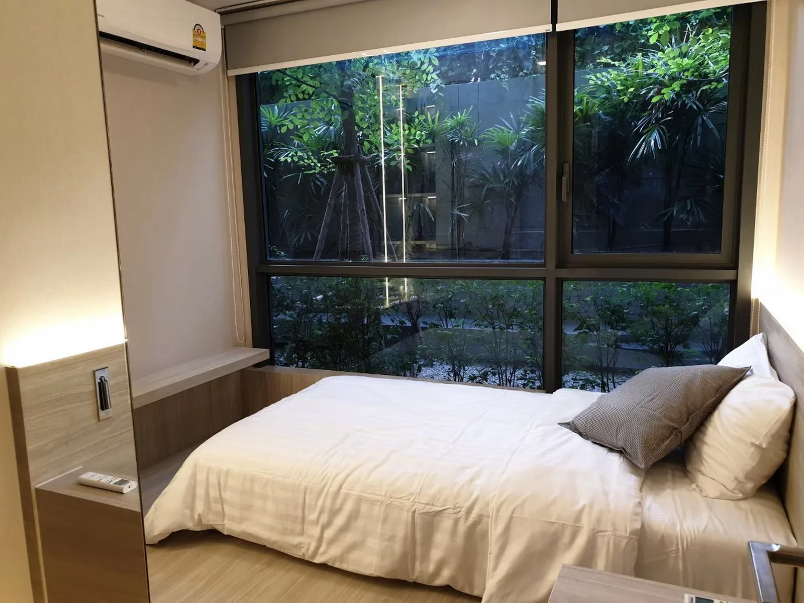 Taka Haus Ekamai 12 — photo 3