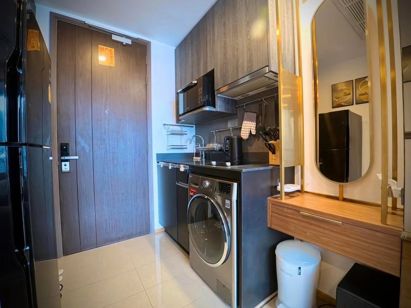 Ashton Chula - Silom — photo 12