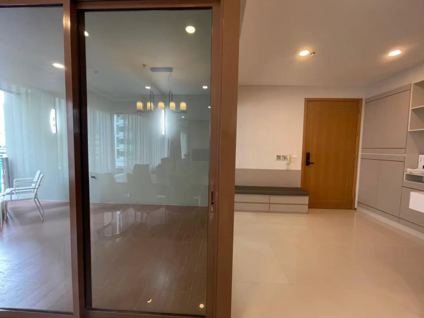 The Emporio Place — photo 3