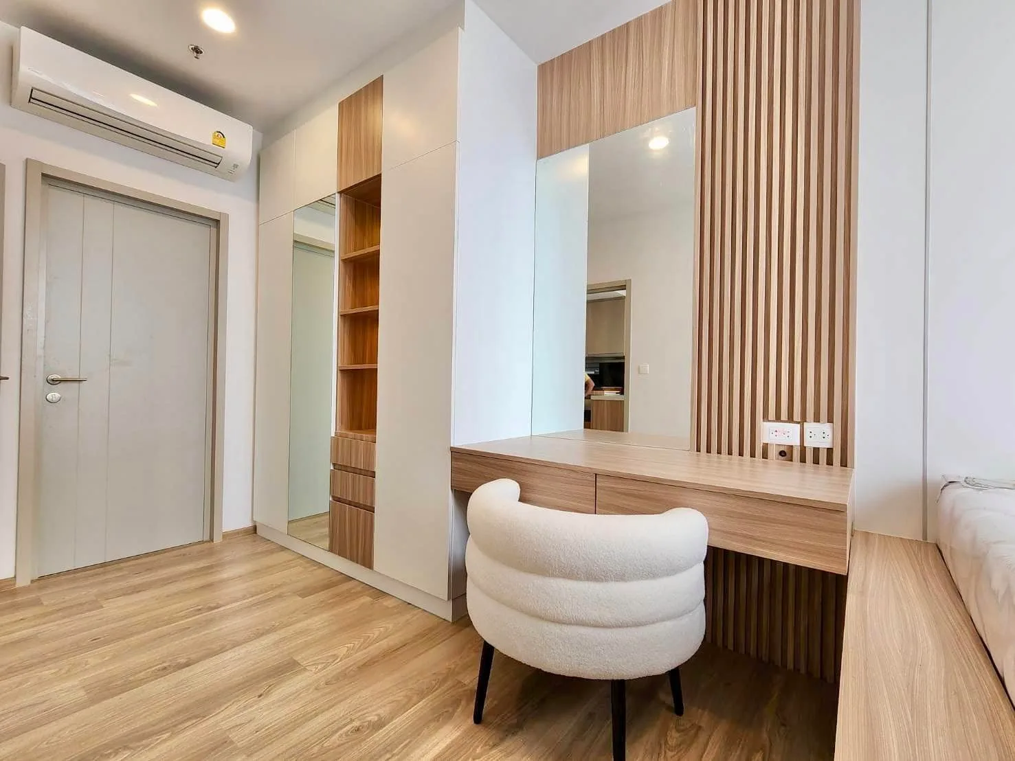 OKA HAUS Sukhumvit 36 — photo 7