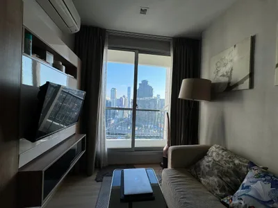 Rhythm Sathorn