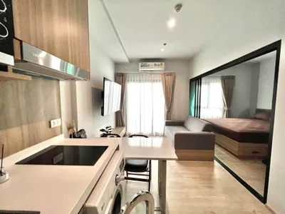 Altitude Unicorn Sathorn - Tha Phra