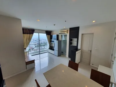 Q House Sathorn
