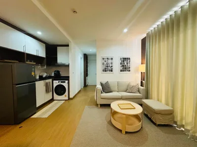 6th Avenue Sukhumvit 15