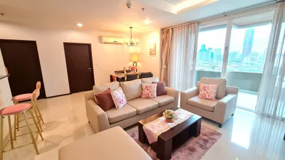 Piyathip Place