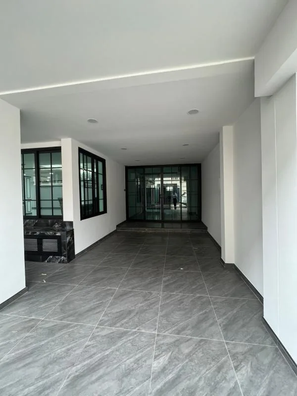 Townhouse Suk 26- — photo 12