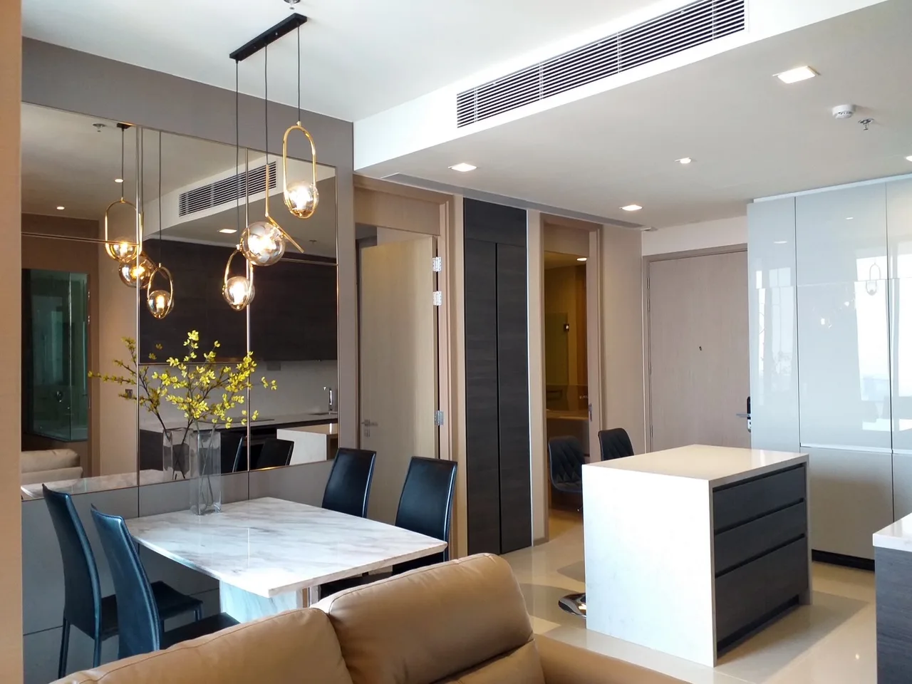 The Esse Asoke — photo 2