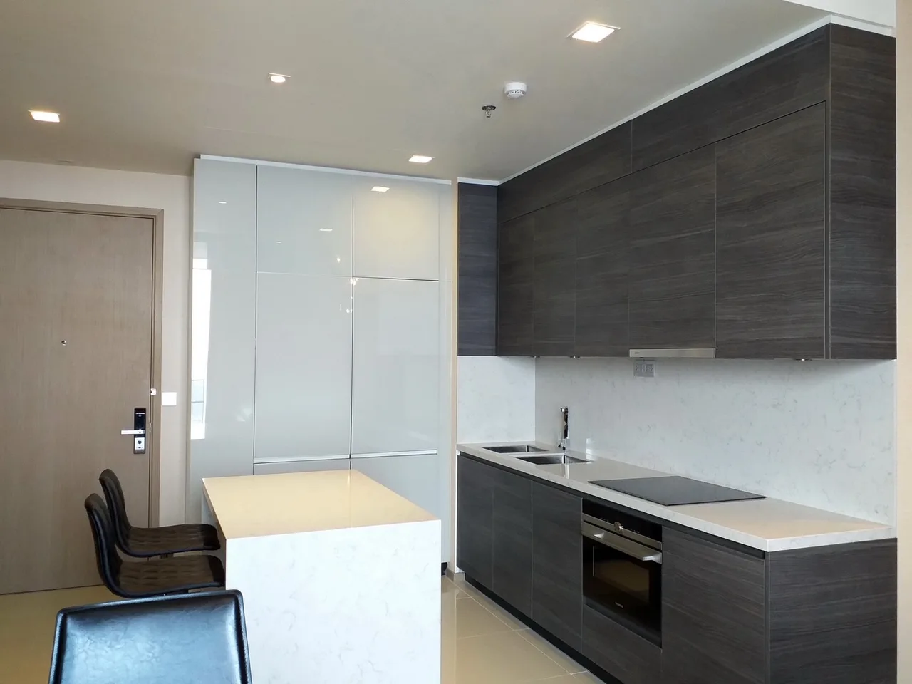 The Esse Asoke — photo 4