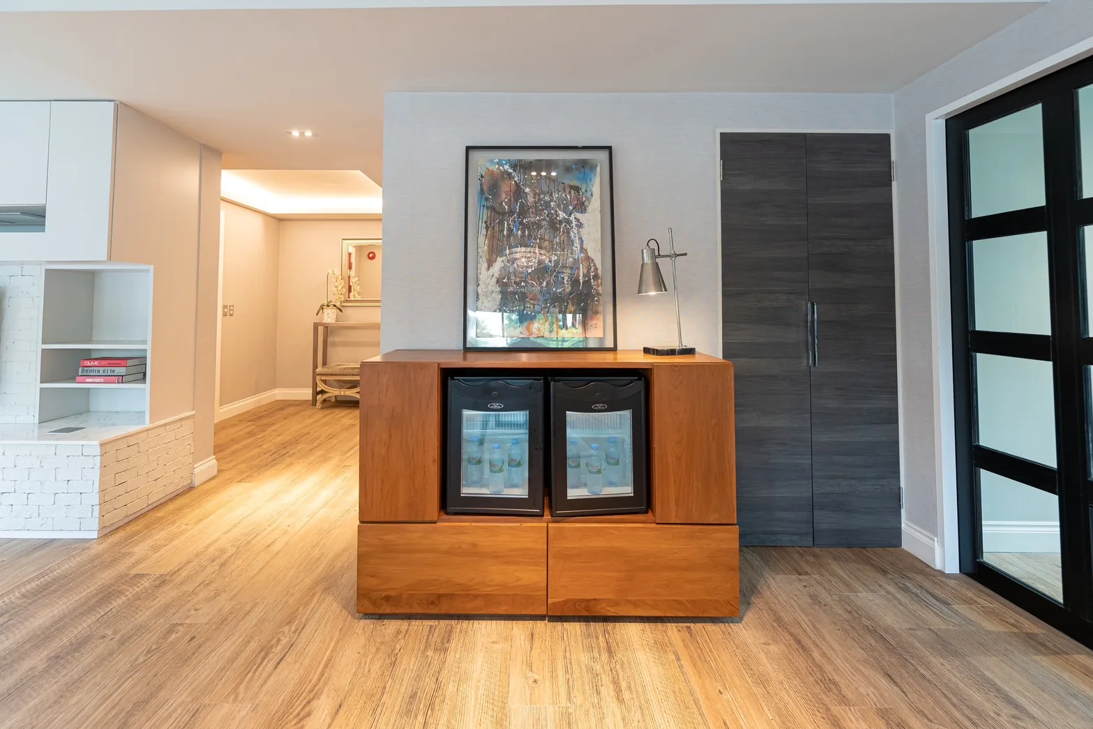 Penthouse Condominium — photo 6