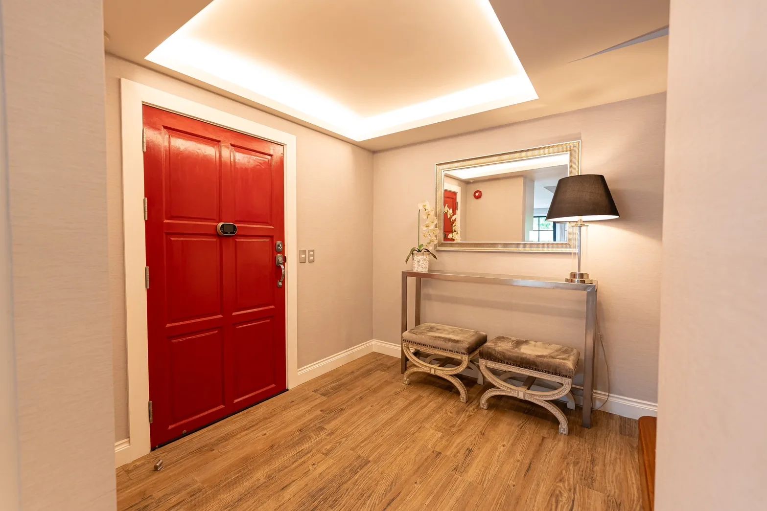 Penthouse Condominium — photo 8