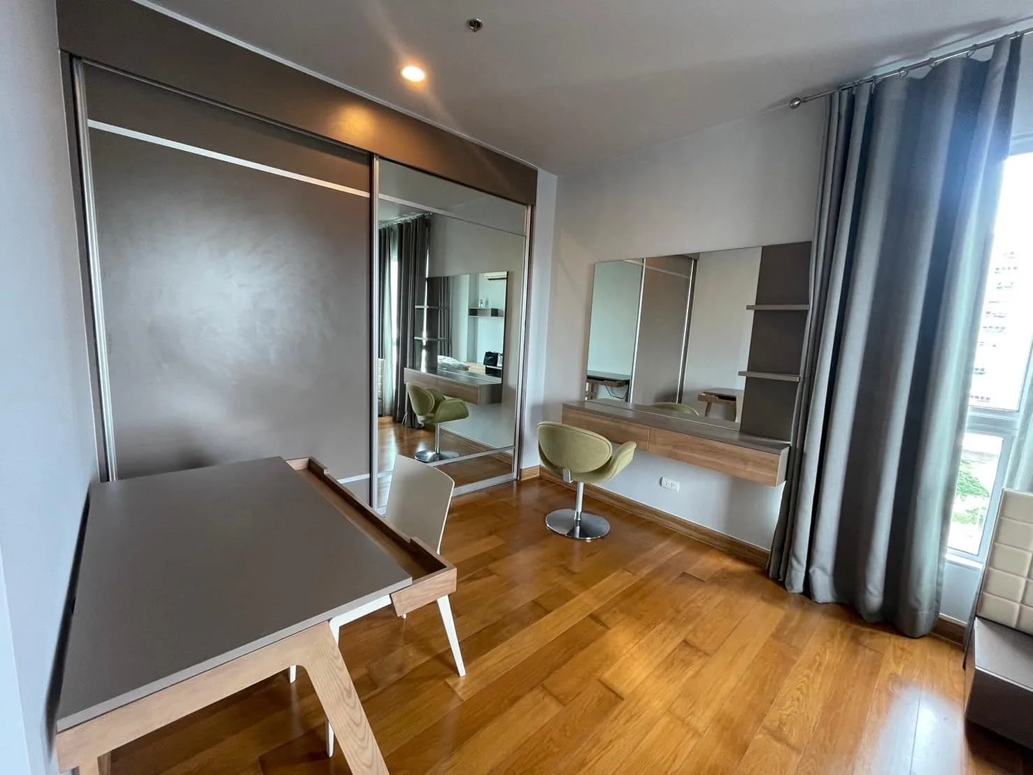 Hive Taksin — photo 6