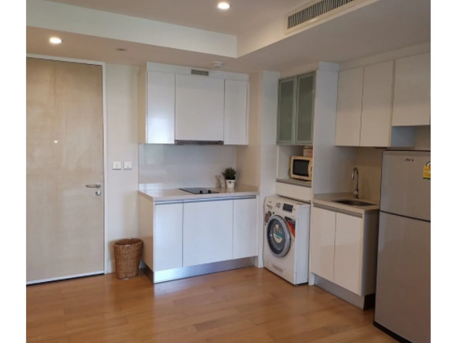 Collezio Sathorn - Pipat — photo 2