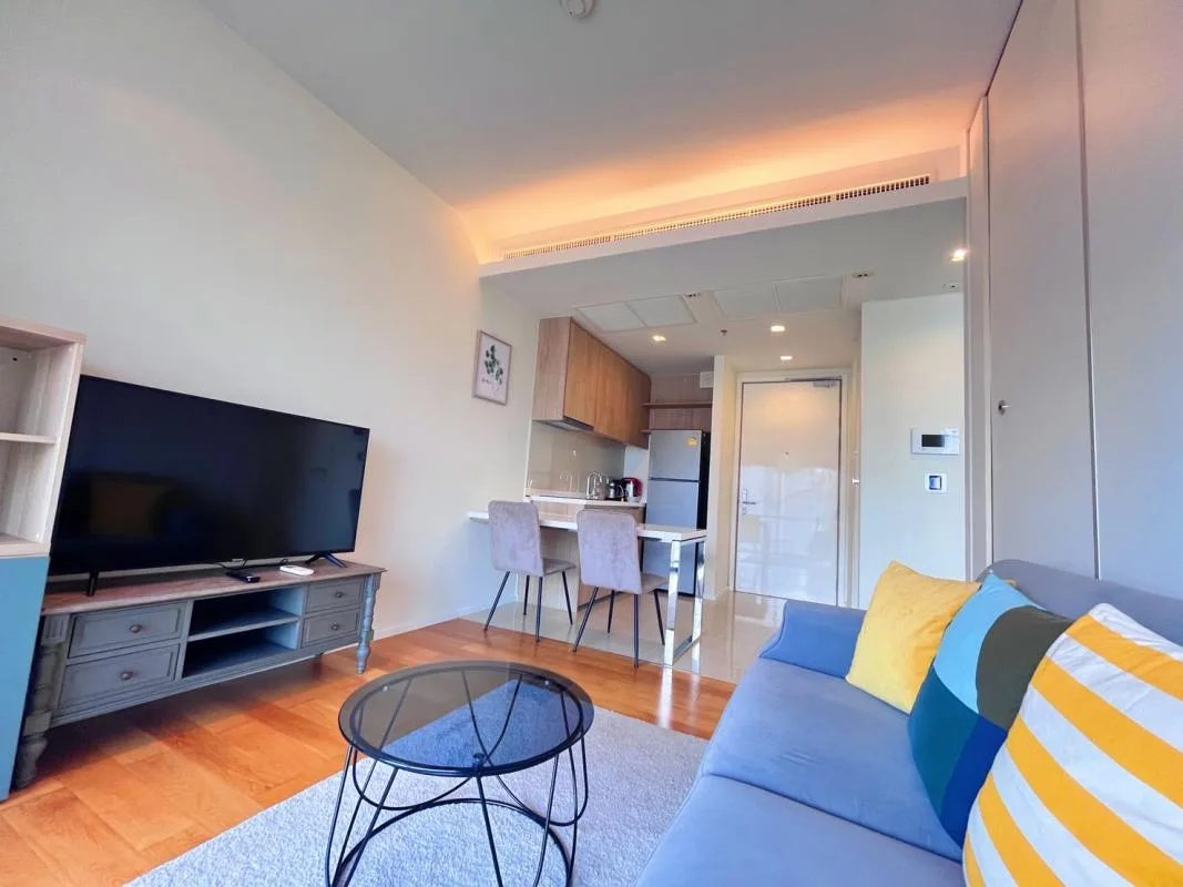 Circle Living Prototype — photo 3