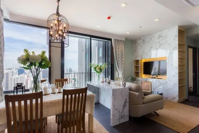 Edge Sukhumvit 23