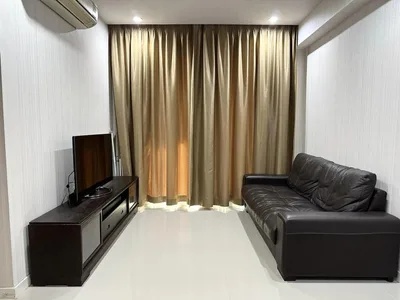 Circle Condominium