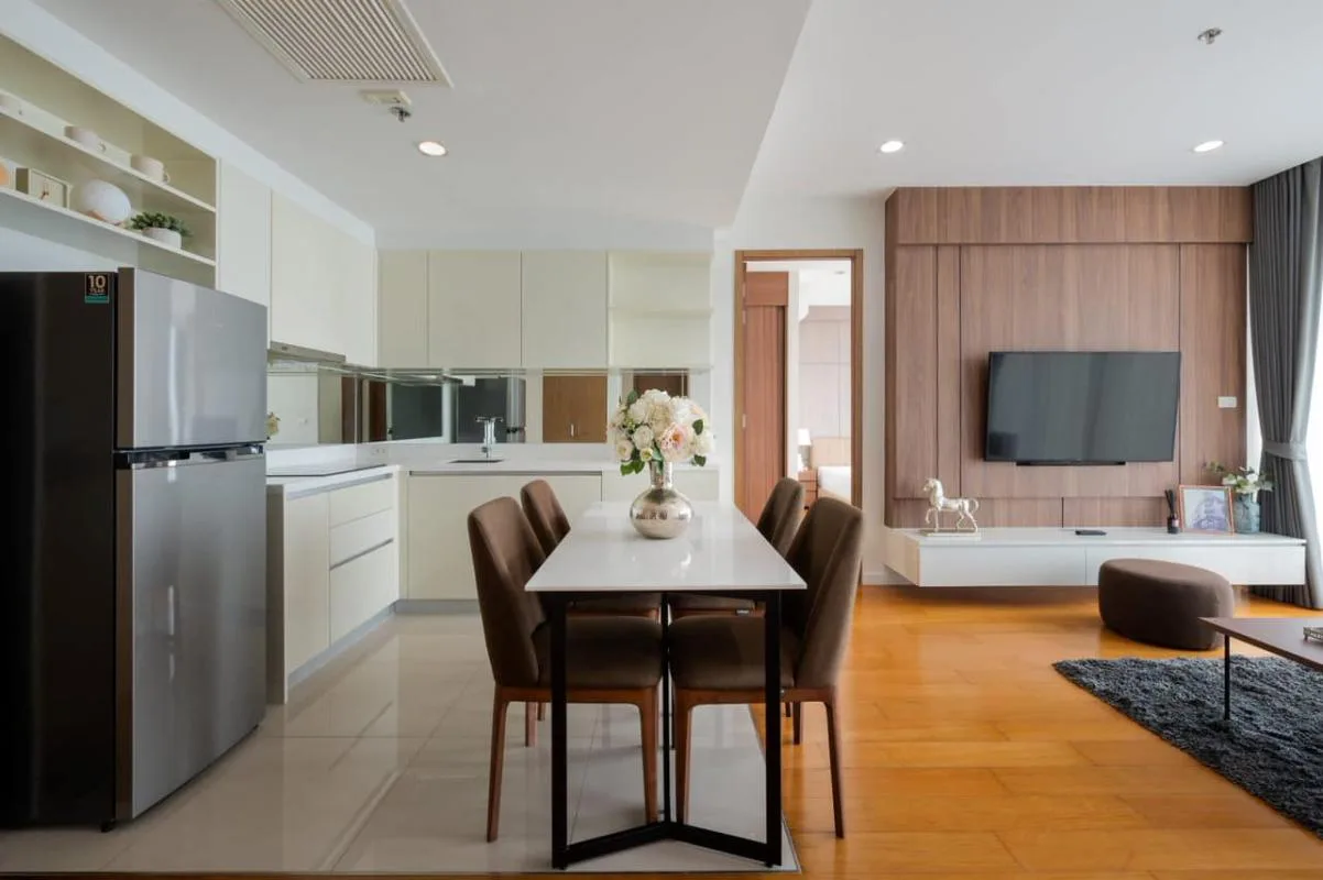 Bright Wongwian Yai — photo 3