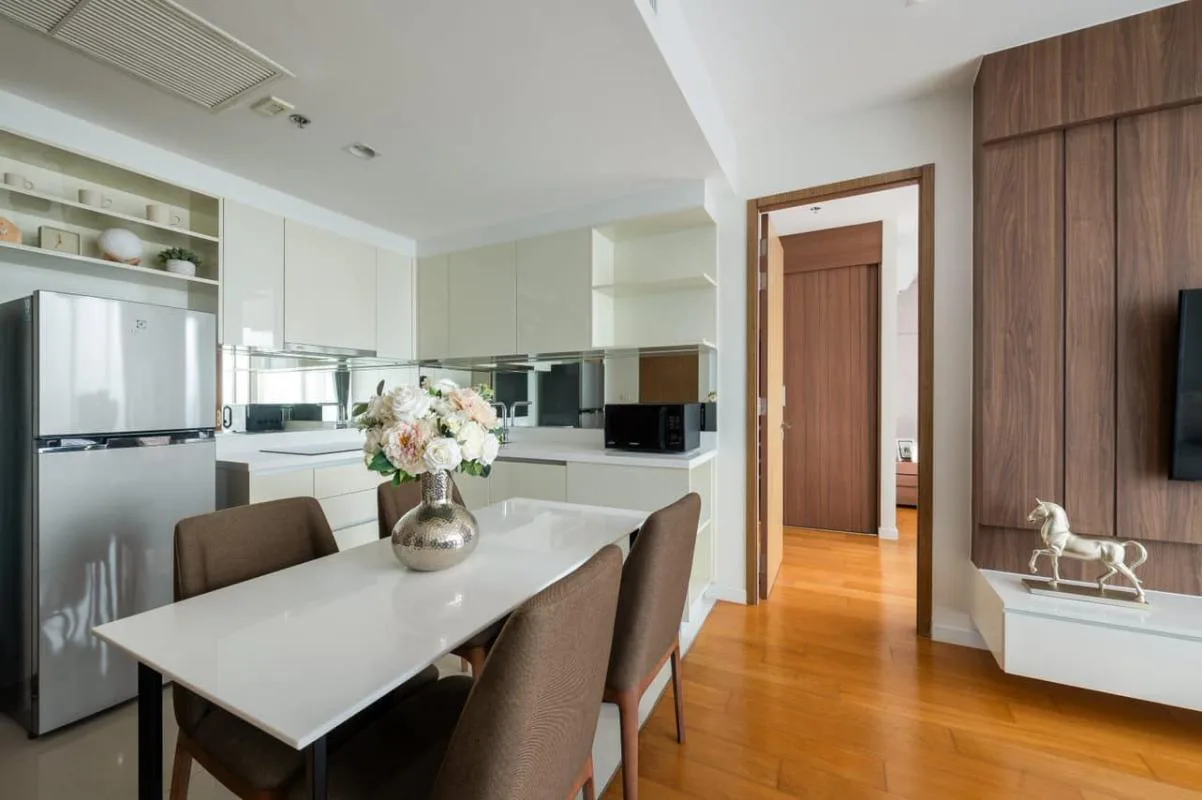 Bright Wongwian Yai — photo 4