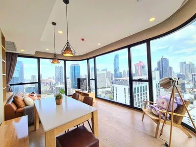 Ashton Chula - Silom