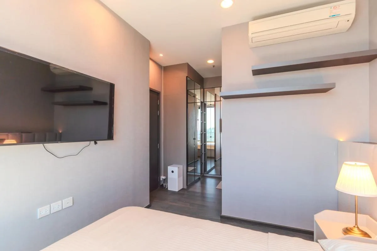 Edge Sukhumvit 23 — photo 4