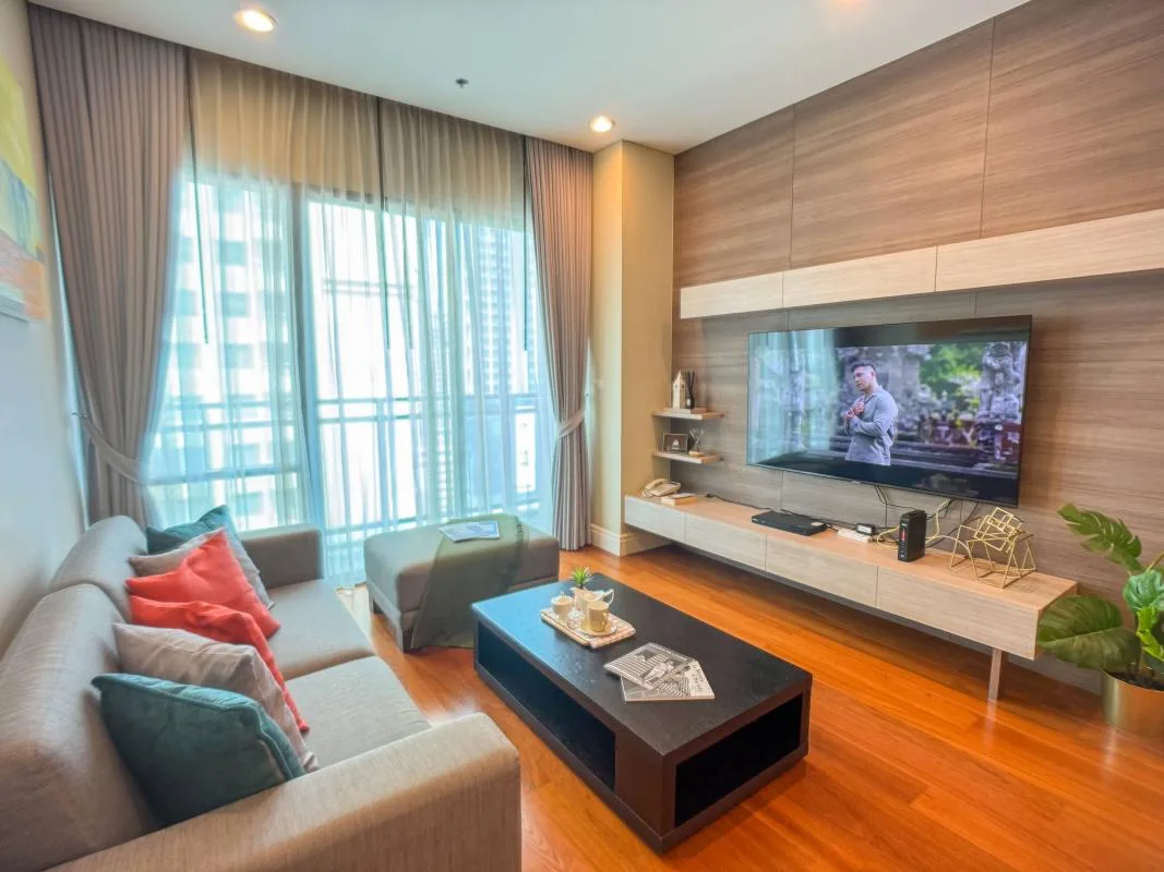 Bright Sukhumvit 24 — photo 3
