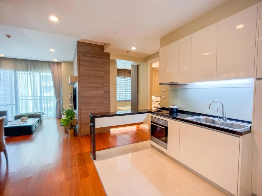 Bright Sukhumvit 24 — photo 8