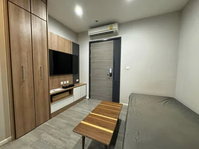 The Room Sathorn - St.Louis