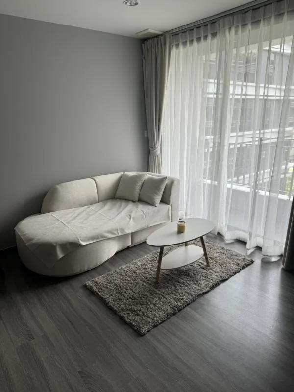 Ideo Mobi Sukhumvit 40 — photo 2