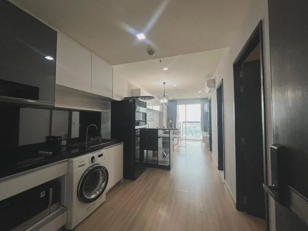 Sky Walk Condominium — photo 3